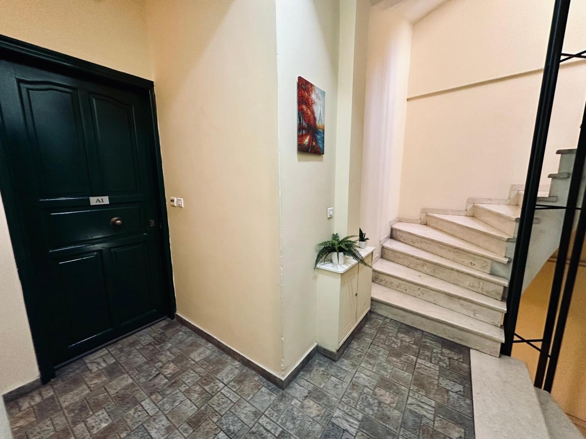 Cozy Apartments Mc Queen Αθήνα Εξωτερικό φωτογραφία