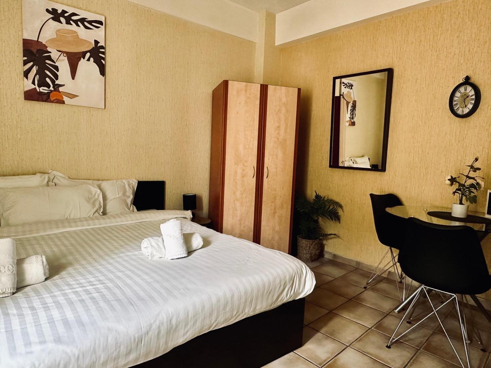 Cozy Apartments Mc Queen Αθήνα Εξωτερικό φωτογραφία